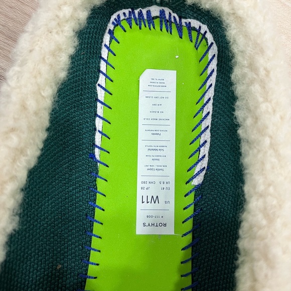 Rothys Holly Scuffs - Picture 3 of 4